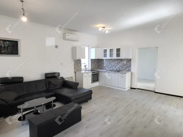 Eladó ház Szeged, Petőfitelep 98 nm