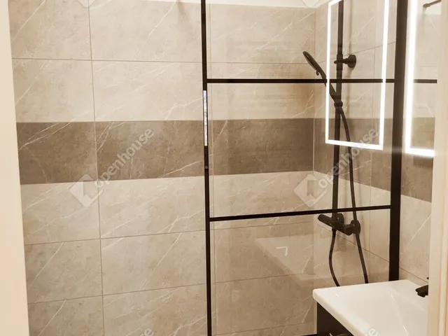 Eladó lakás Szeged, Móraváros 62 nm