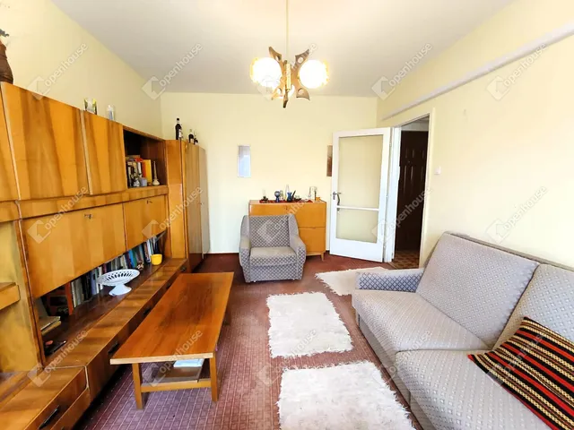 Eladó lakás Szeged, Újrókus 49 nm