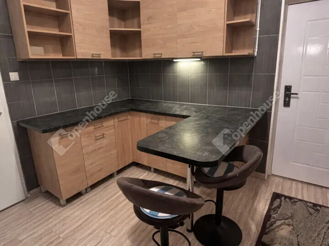 Eladó lakás Szeged, Móraváros 54 nm