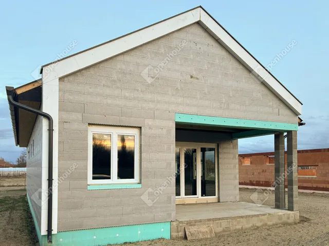 Eladó ház Mórahalom 120 nm