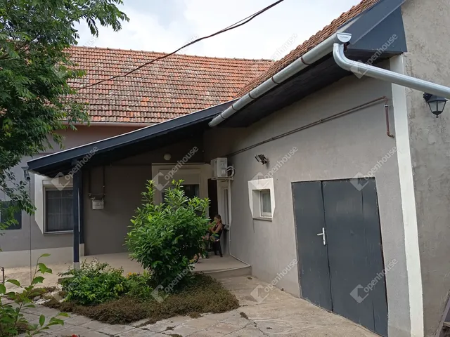 Eladó ház Röszke 80 nm