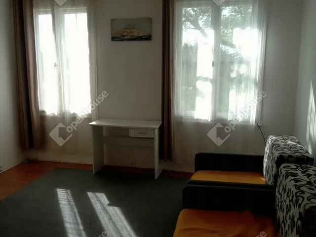 Eladó lakás Szeged 34 nm