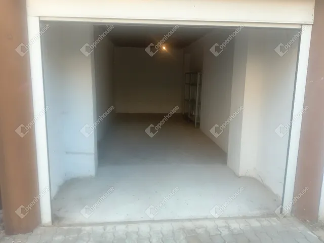 Eladó garázs Szeged, Móraváros 14 nm