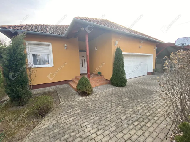Eladó ház Szeged, Újszeged 153 nm
