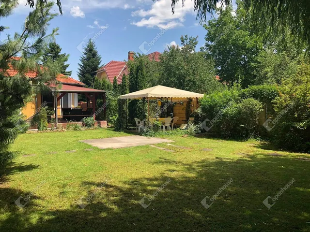 Eladó ház Szeged, Újszeged 153 nm