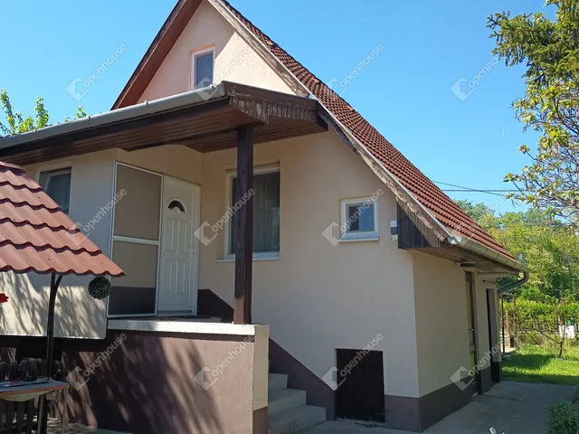 Eladó ház Szeged 45 nm