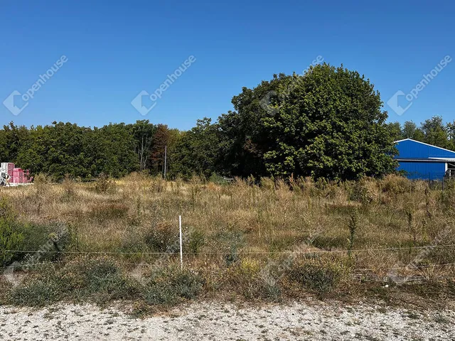 Eladó telek Székesfehérvár, Alsóváros 3005 nm