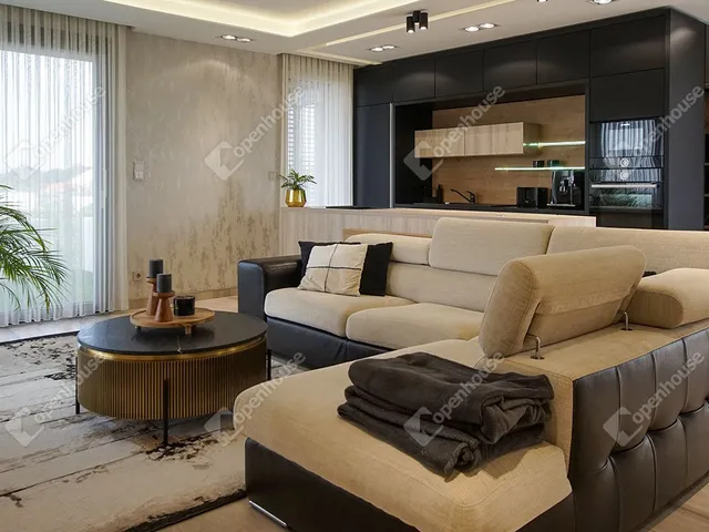 Eladó lakás Székesfehérvár, Öreghegy 124 nm