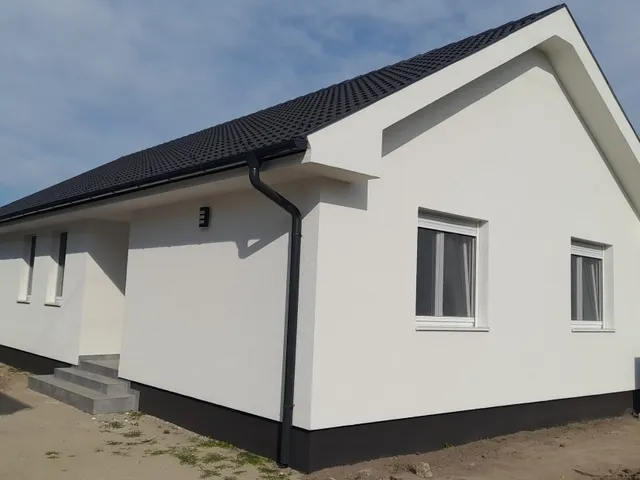 Eladó ház Aba 99 nm