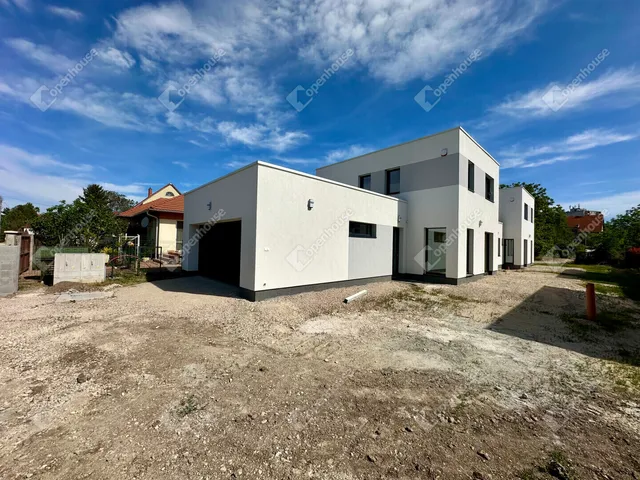 Eladó ház Székesfehérvár 150 nm
