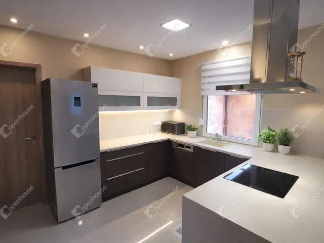 Eladó ház Székesfehérvár, Maroshegy 110 nm