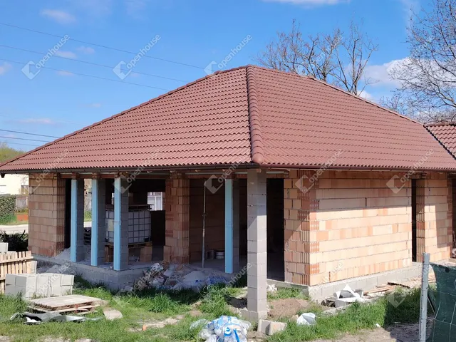Eladó ház Velence 110 nm