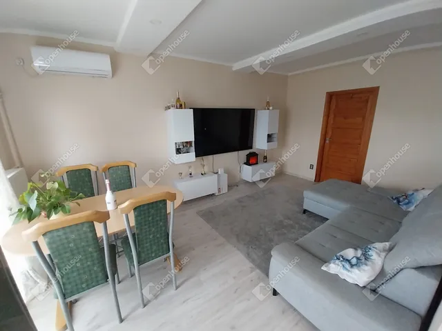 Eladó lakás Székesfehérvár, Tóváros 62 nm