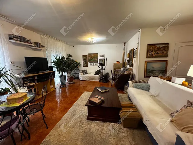 Eladó ház Székesfehérvár, Maroshegy 380 nm