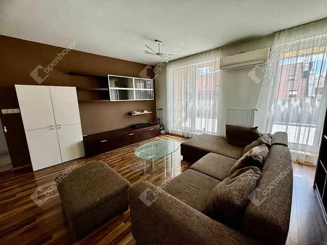 Eladó lakás Székesfehérvár 92 nm