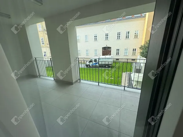 Kiadó lakás Székesfehérvár 111 nm