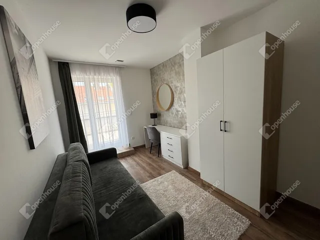 Kiadó lakás Székesfehérvár 120 nm