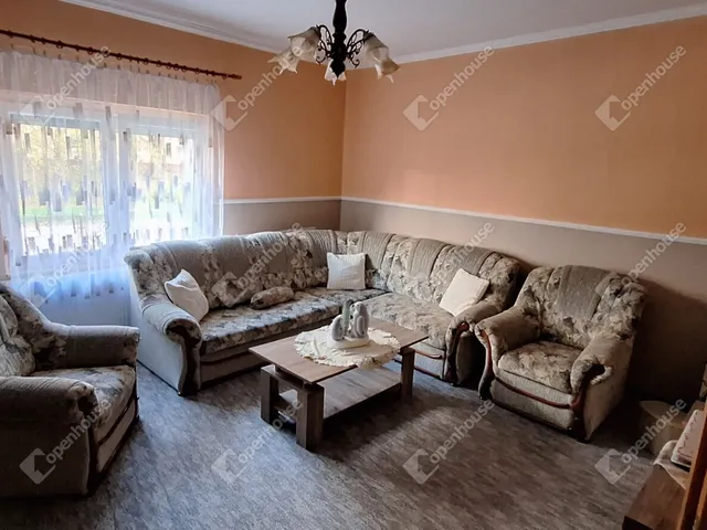 Eladó ház Aba 94 nm