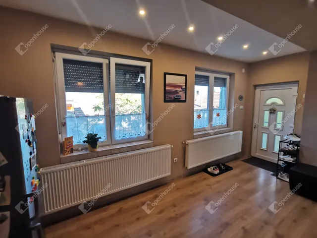 Eladó ház Úrhida 120 nm