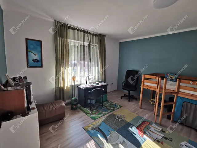 Eladó ház Úrhida 120 nm