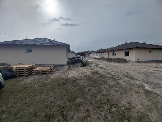 Eladó ház Iszkaszentgyörgy 111 nm