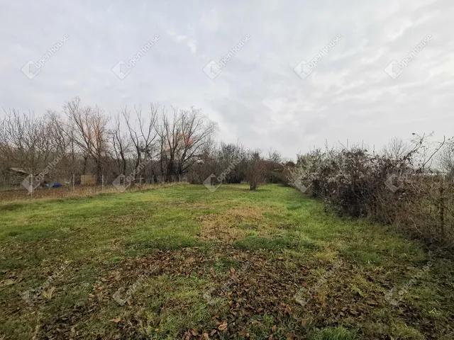 Eladó telek Pákozd 1546 nm