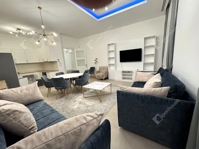 Kiadó lakás Székesfehérvár, Belváros 90 nm