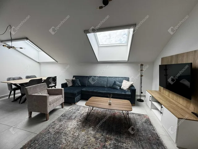 Kiadó lakás Székesfehérvár, Belváros 56 nm