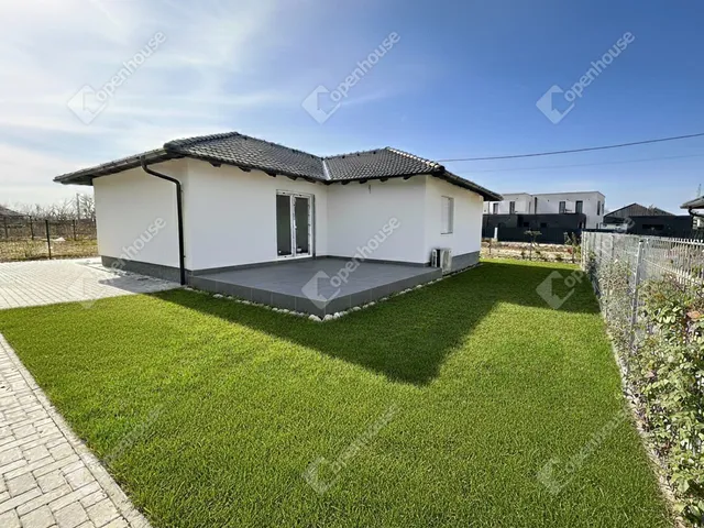 Eladó ház Székesfehérvár 104 nm