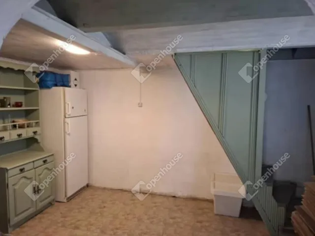 Eladó telek Kőszárhegy 1455 nm