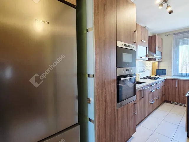 Kiadó lakás Székesfehérvár, Víziváros 54 nm