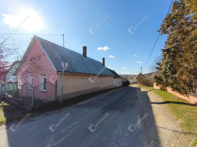 Eladó ház Csákvár 80 nm