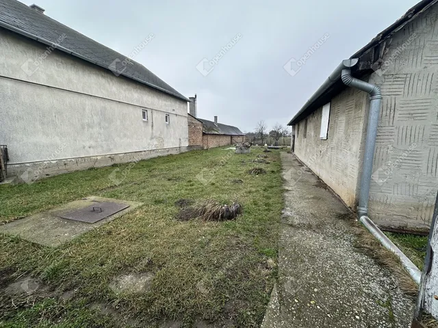 Eladó ház Sárbogárd 65 nm