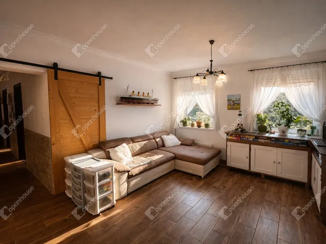 Eladó ház Úrhida 90 nm