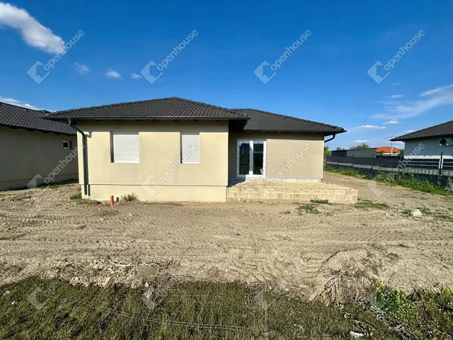 Eladó ház Székesfehérvár, Maroshegy 104 nm