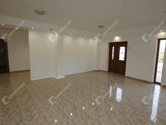 Eladó lakás Székesfehérvár, Öreghegy 155 nm