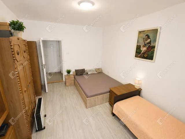 Eladó lakás Pétfürdő 48 nm