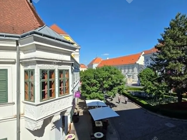 Eladó lakás Székesfehérvár, Belváros 66 nm