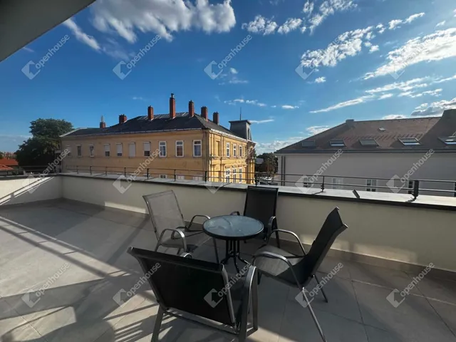 Kiadó lakás Székesfehérvár, Belváros 73 nm