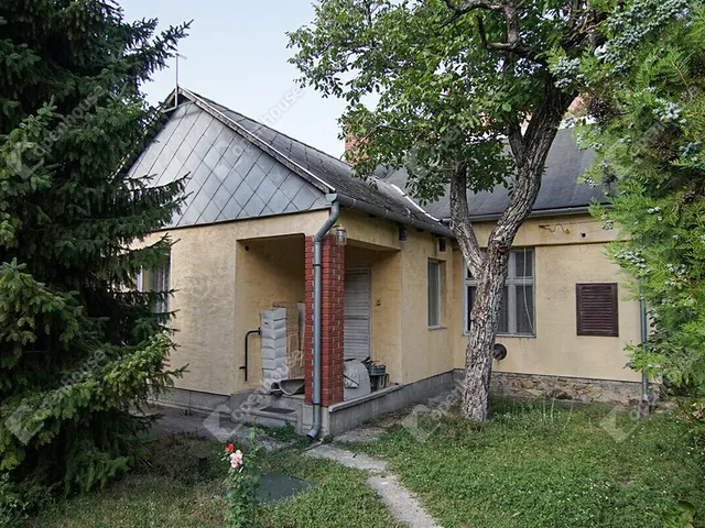 Eladó ház Székesfehérvár, Alsóváros 69 nm