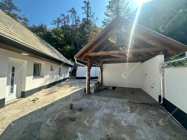 Eladó ház Gánt 61 nm