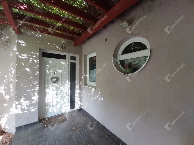 Kiadó ház Székesfehérvár, Öreghegy 150 nm