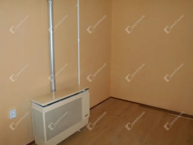 Eladó ház Jászapáti 75 nm