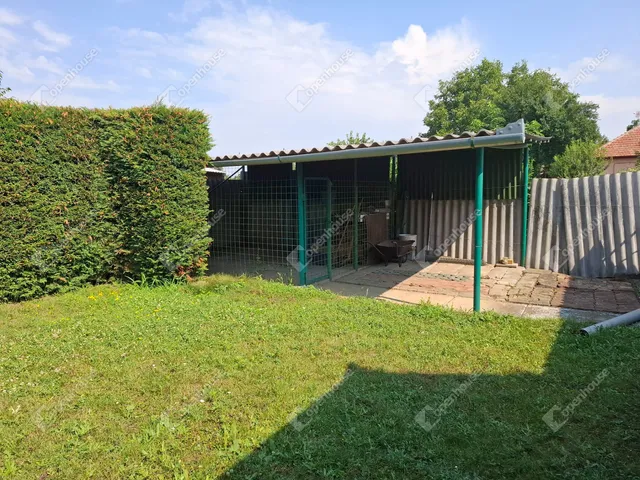 Eladó ház Szolnok, Szandaszőlős 171 nm