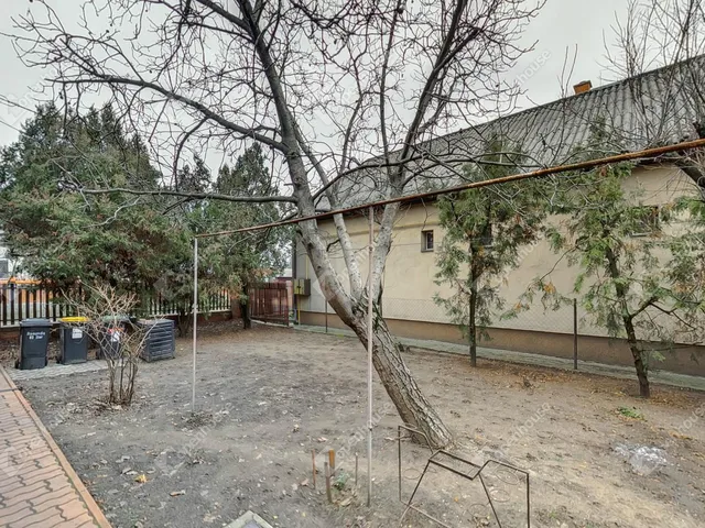 Eladó ház Szolnok 180 nm