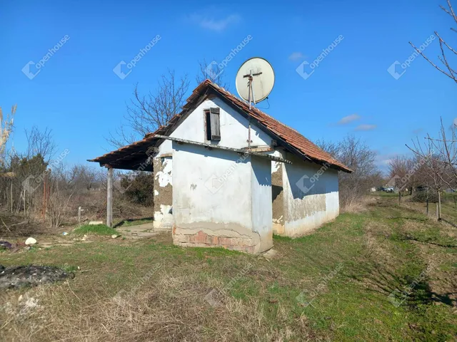 Eladó telek Nagykörű 1939 nm