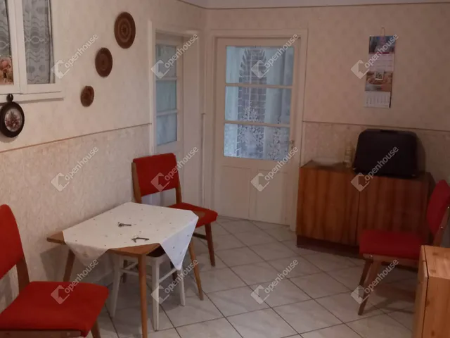 Eladó ház Kőtelek 81 nm