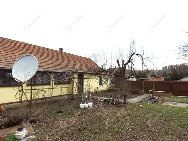 Eladó ház Nagykörű 159 nm