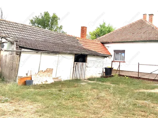 Eladó ház Kőtelek 87 nm